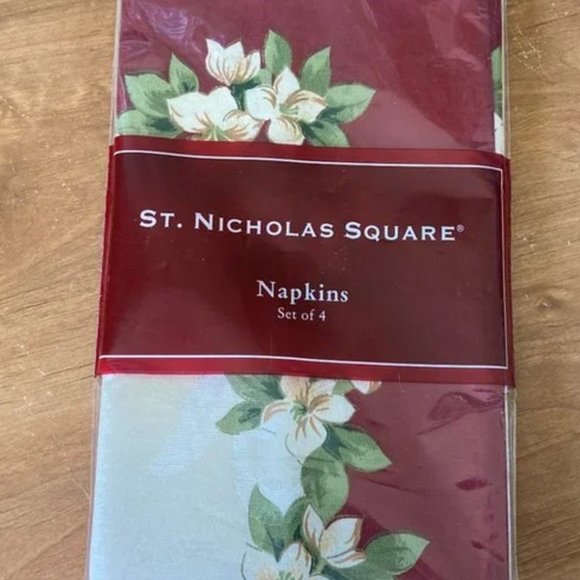 Victoria Classics Solid Burgundy Poinsettia Tablecloth 60" x 84" & 8 Napkins New - Picture 9 of 15